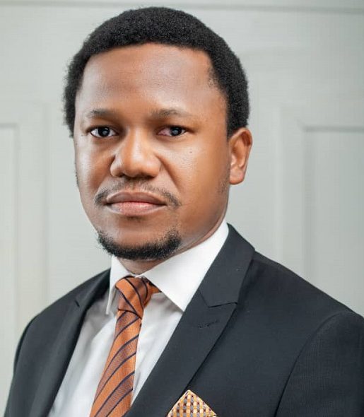 Akin Odususi
